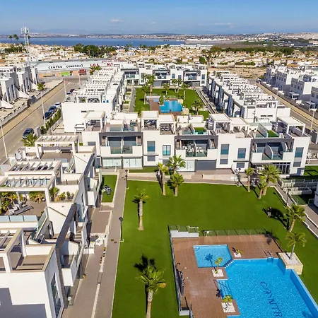 Apartment Punta Prima Oasis Beach Fase 9 *